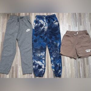 Kids Nike Bundle (2) Jogger Sweatpants, (1) Abercrombie Sweat Shorts Youth Med